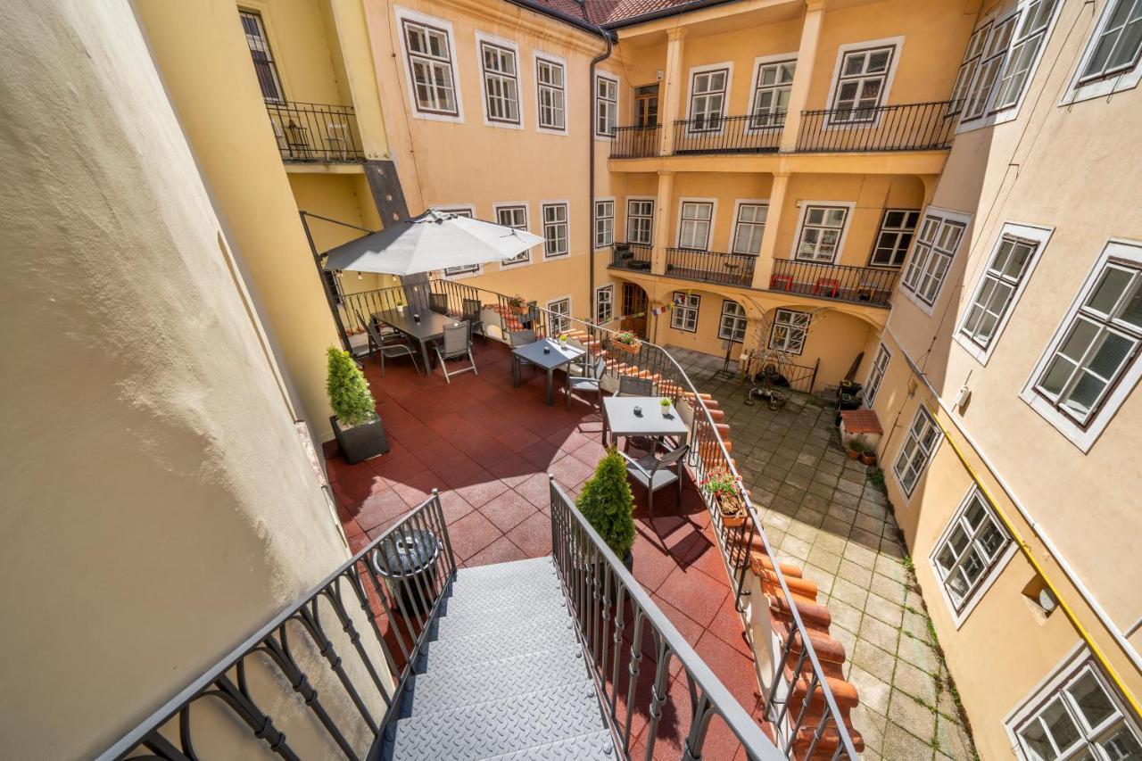 Old Town - Aparthotel Michalska Prag Eksteriør billede